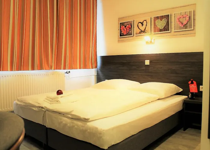 Hotel Pionier Wandsbek 24h Self Check-in